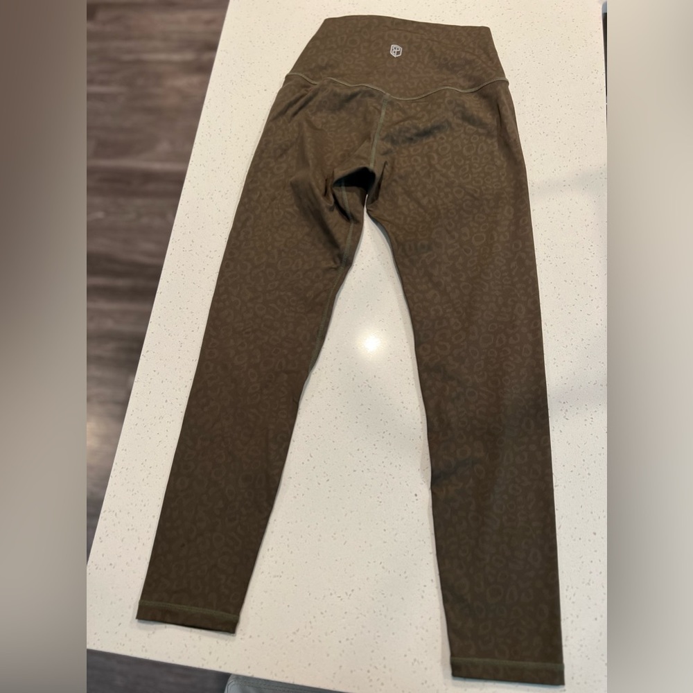 Born primitive fierce leggings
